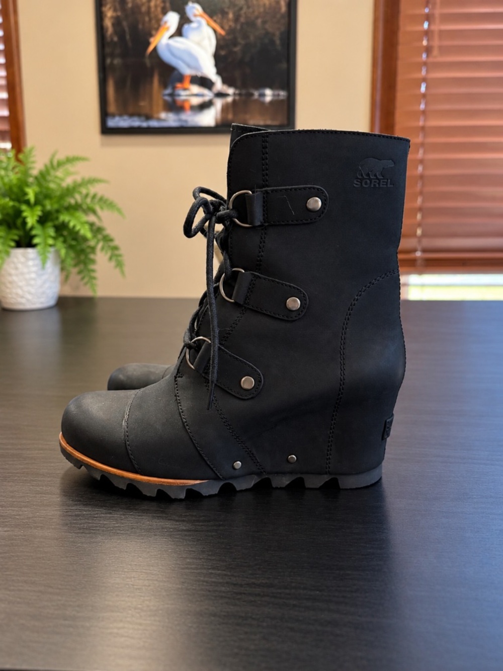 Sorel Wedge Heel Lace Up Boots Size 9M